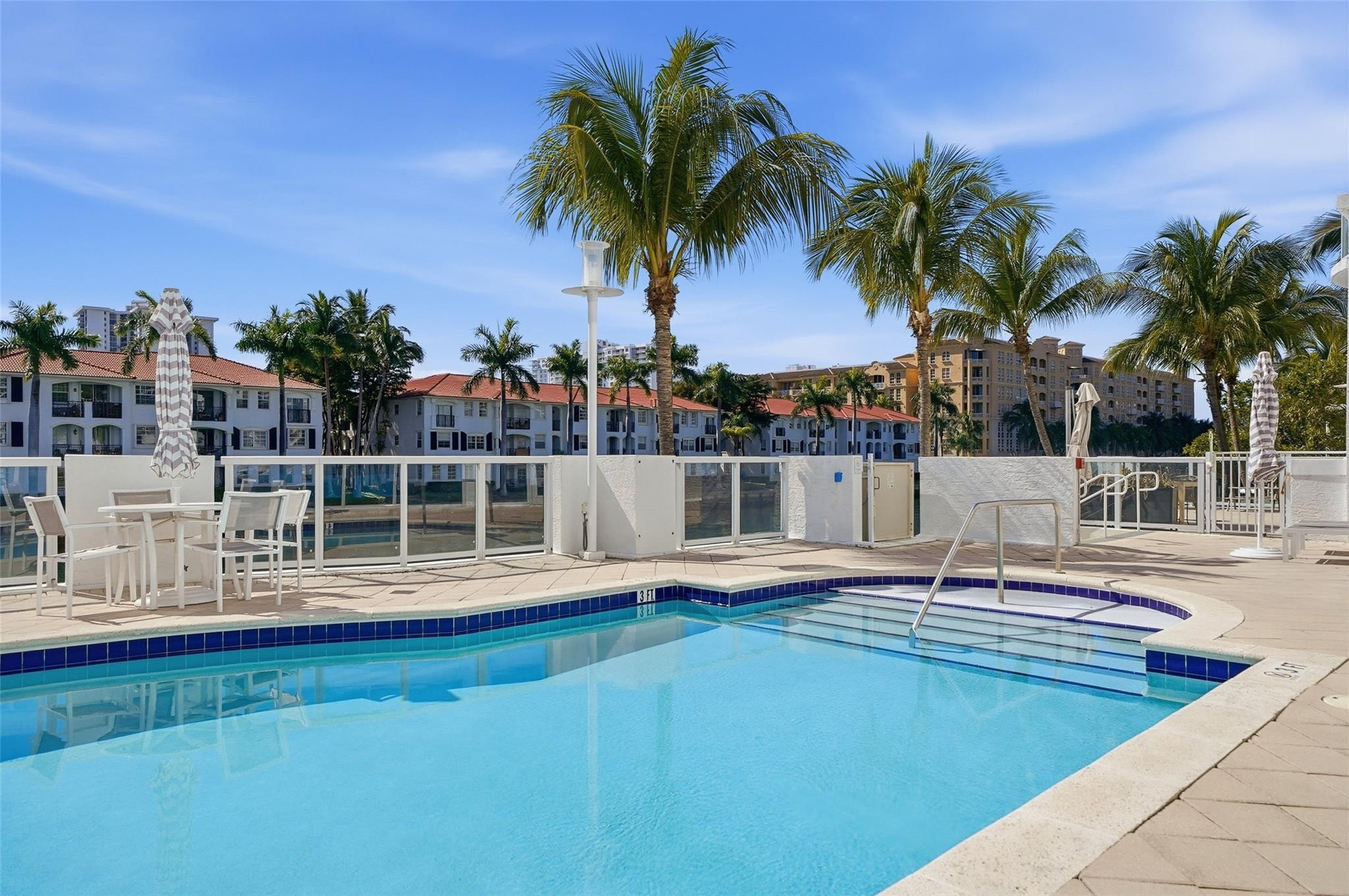 image 3030 Aventura56