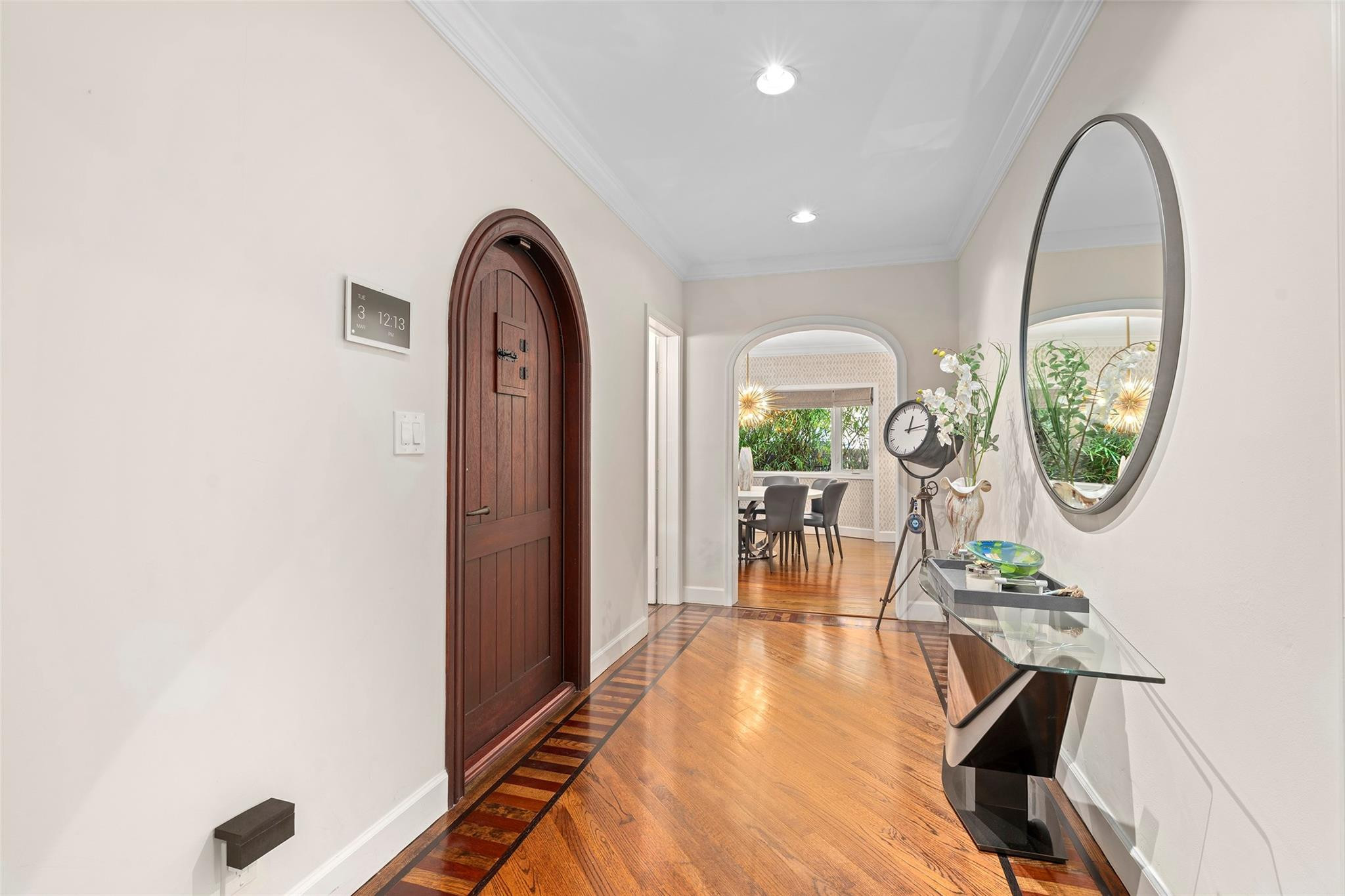 330 Royal Plz Fort Lauderdale, FL 33301