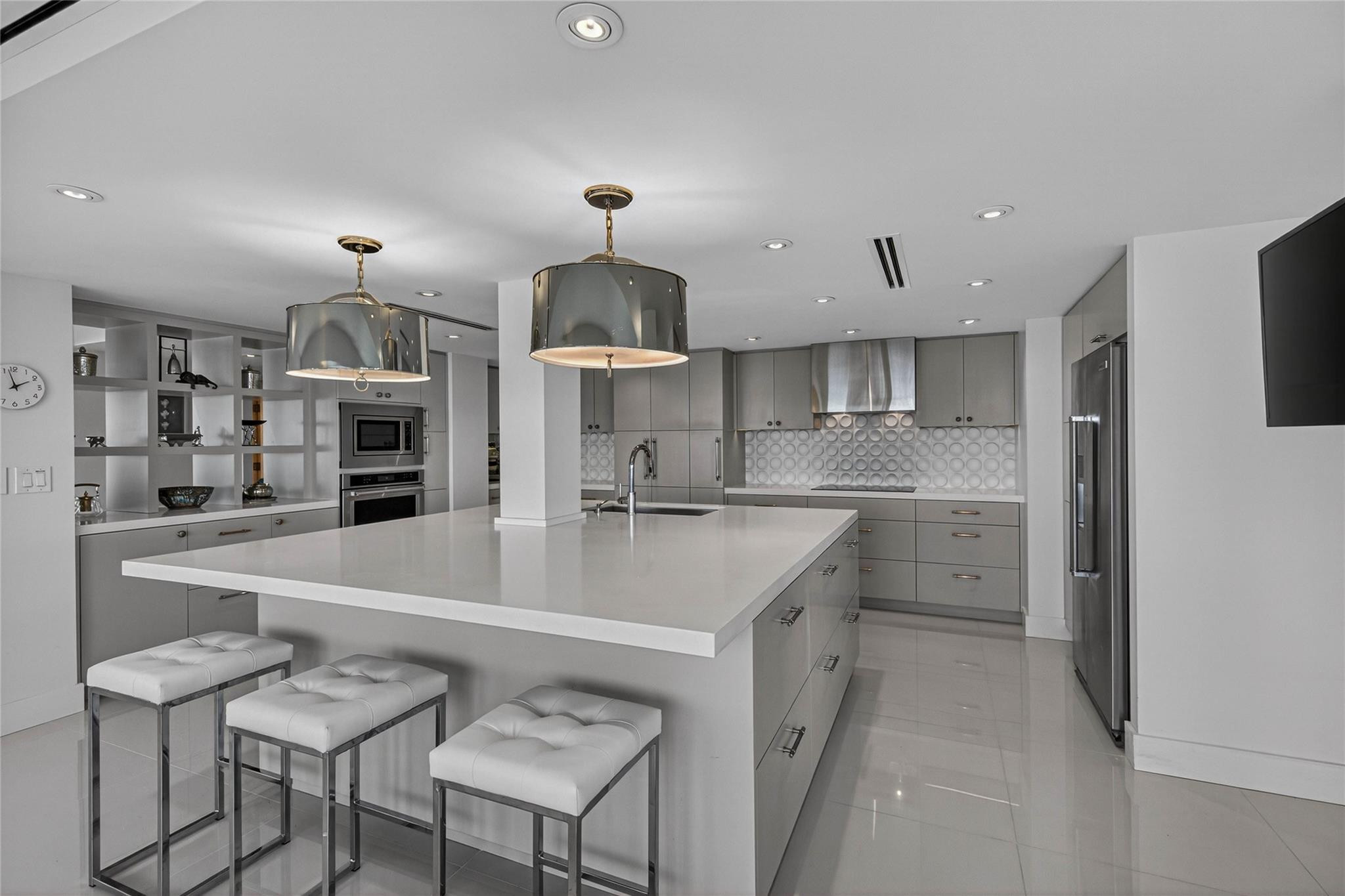 2200 S Ocean #2701-02 Fort Lauderdale, FL 33316