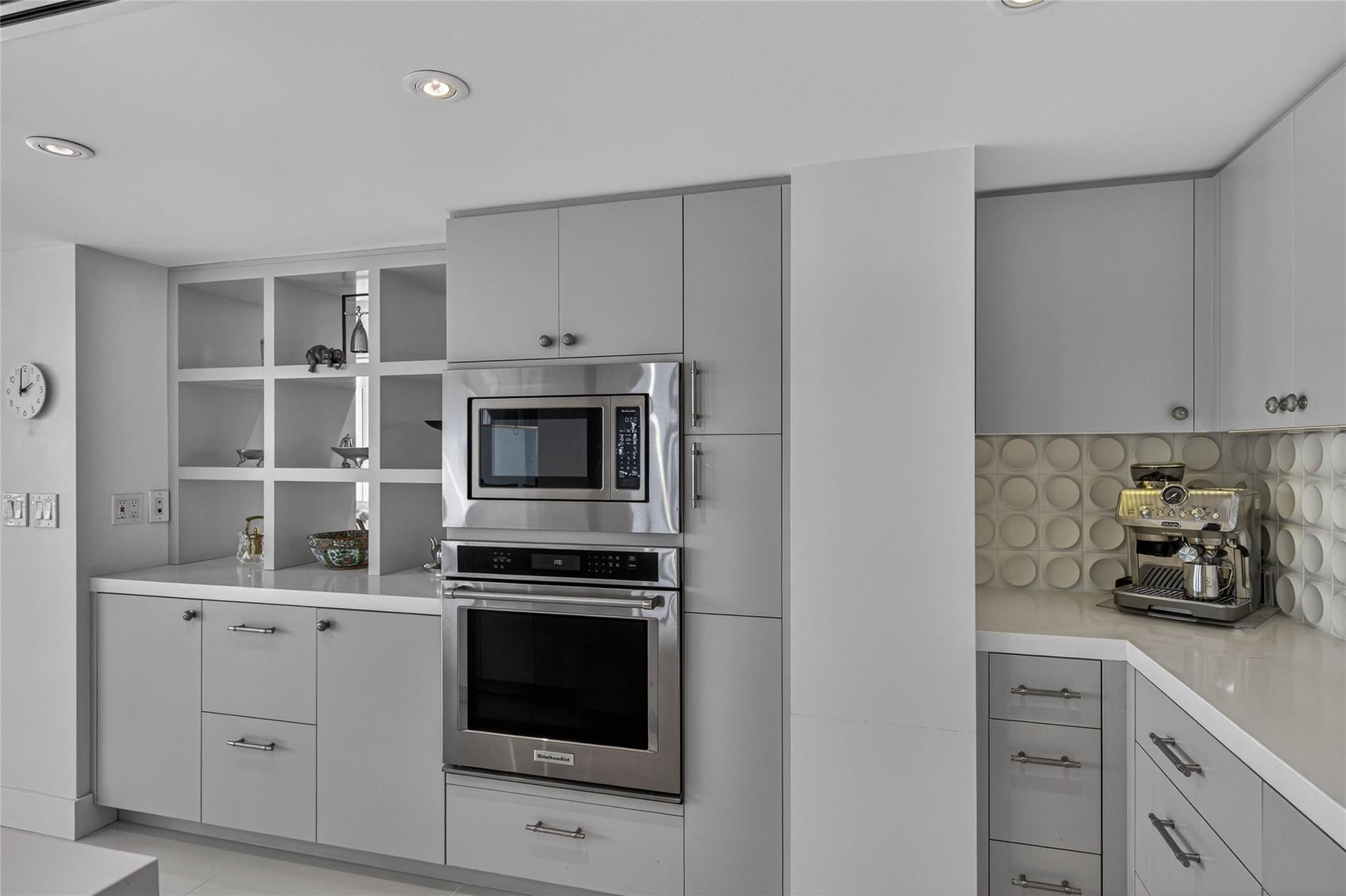 2200 S Ocean #2701-02 Fort Lauderdale, FL 33316