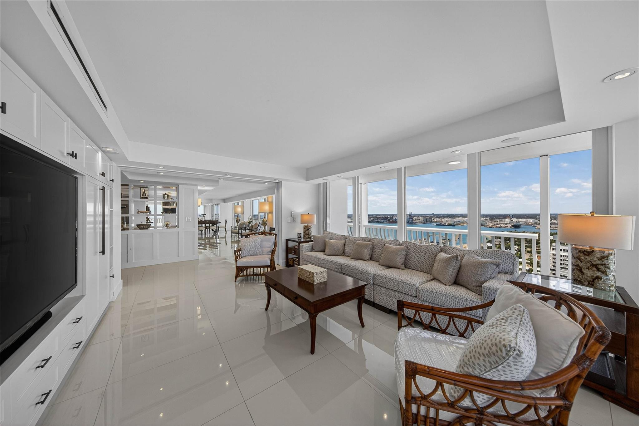 2200 S Ocean #2701-02 Fort Lauderdale, FL 33316