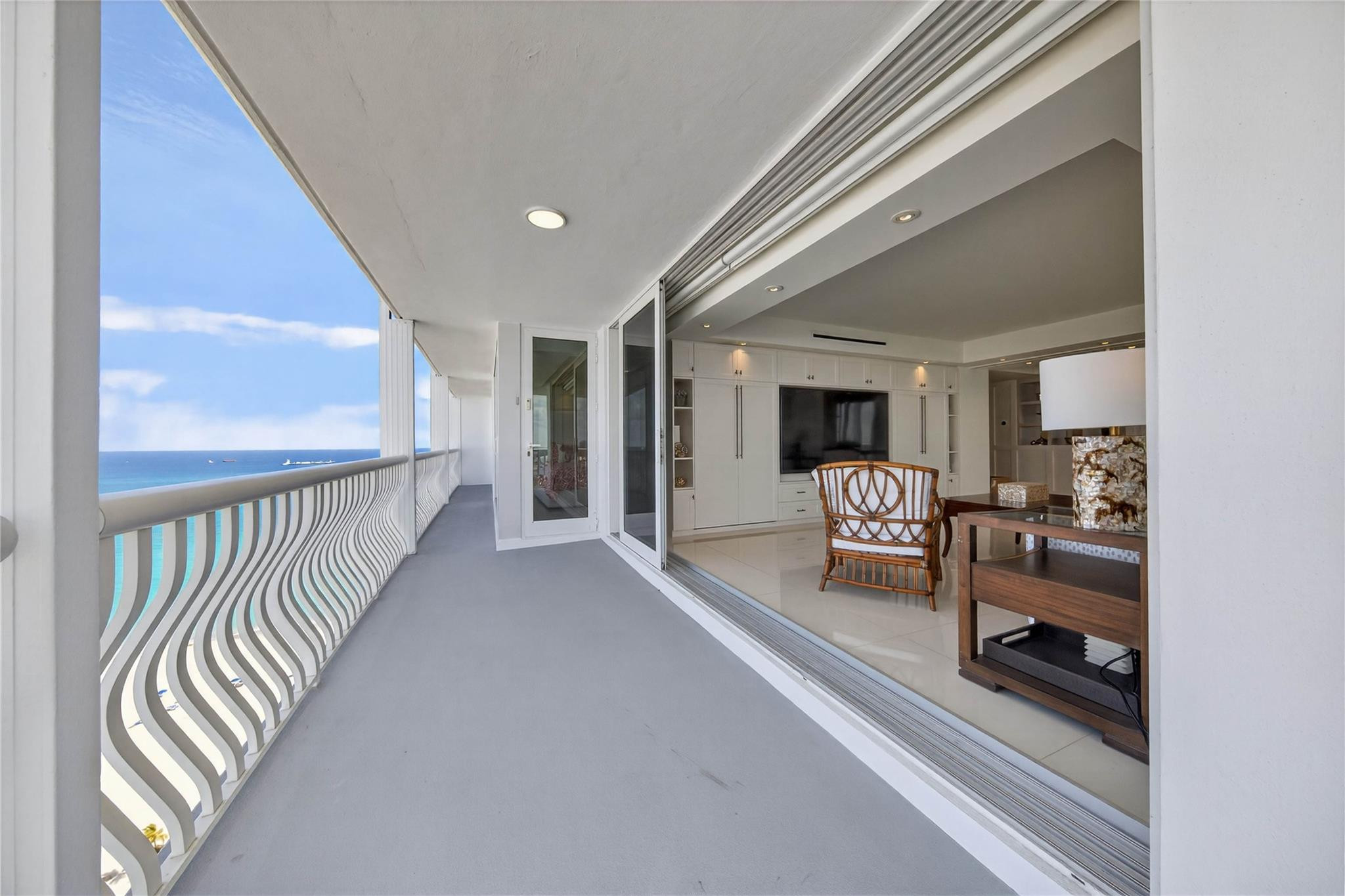 2200 S Ocean #2701-02 Fort Lauderdale, FL 33316