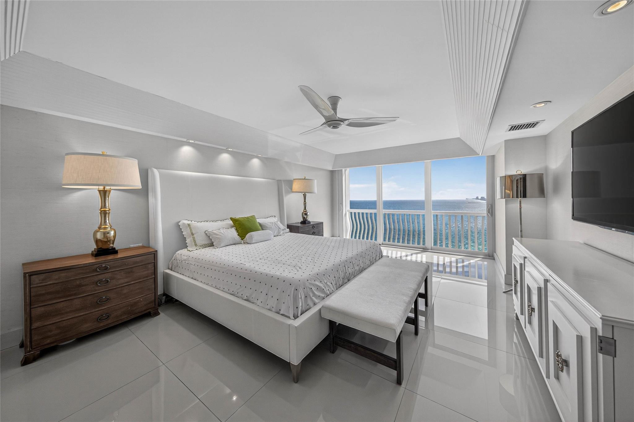 2200 S Ocean #2701-02 Fort Lauderdale, FL 33316