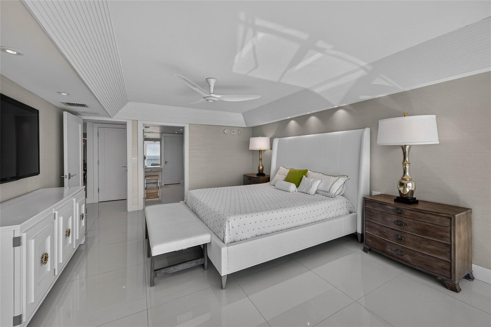 2200 S Ocean #2701-02 Fort Lauderdale, FL 33316