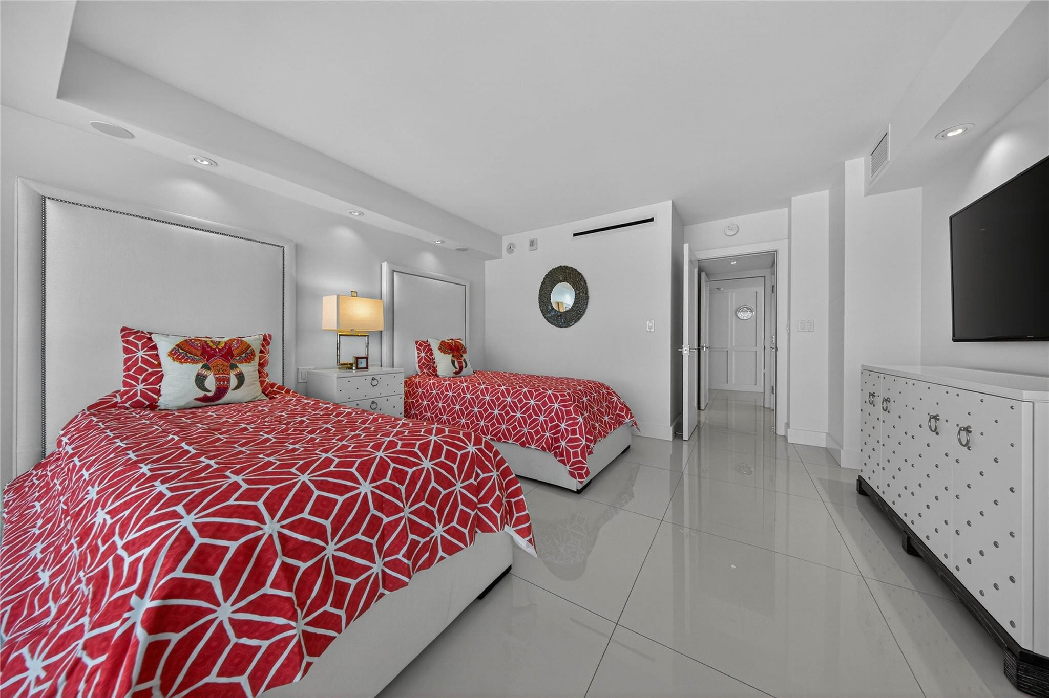 2200 S Ocean #2701-02 Fort Lauderdale, FL 33316