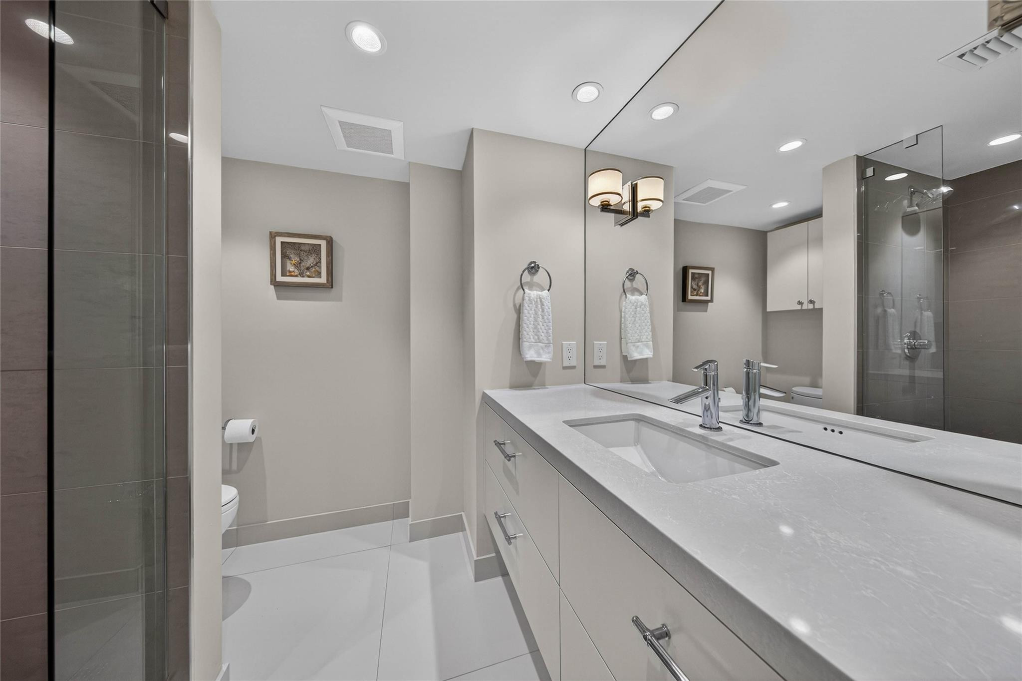 2200 S Ocean #2701-02 Fort Lauderdale, FL 33316