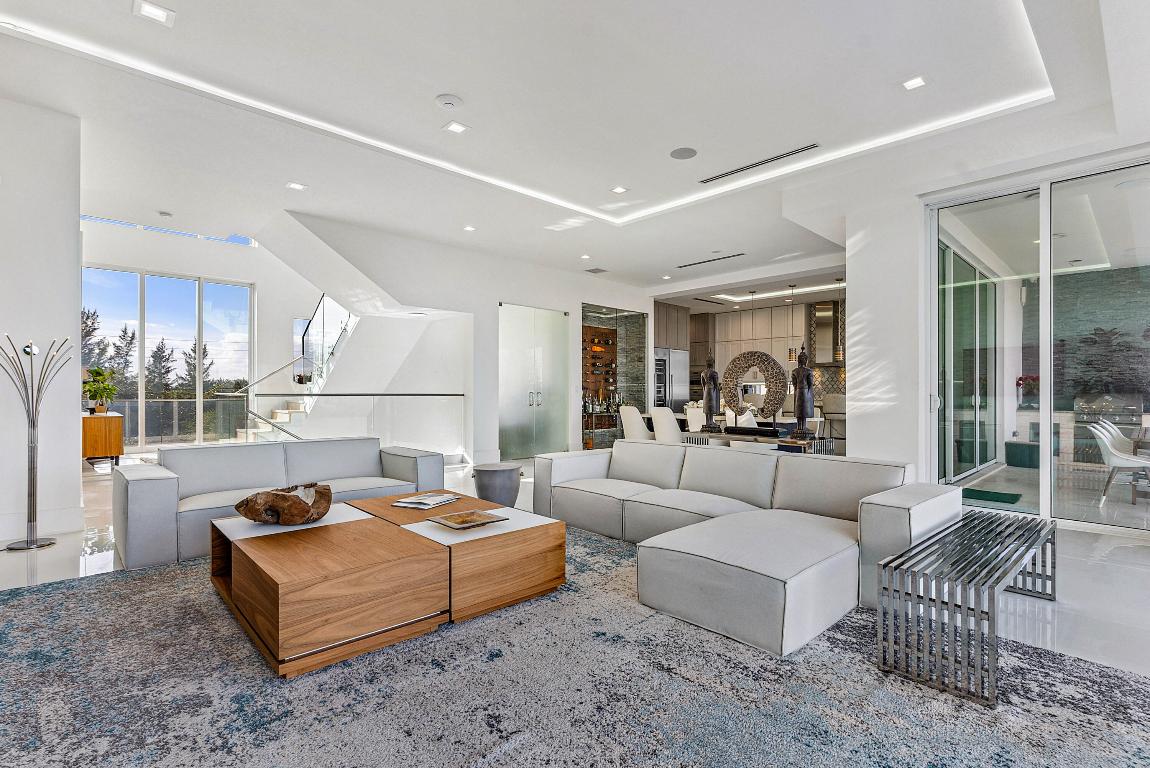 4422 N Highway A1a Hutchinson Island, FL 34949