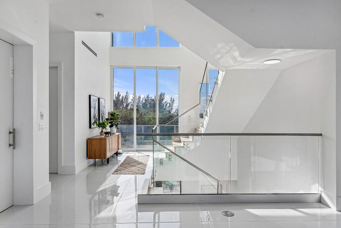 4422 N Highway A1a Hutchinson Island, FL 34949