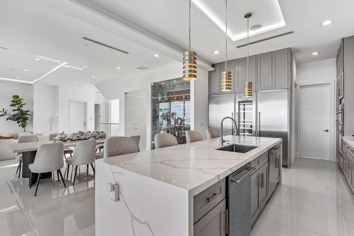 4422 N Highway A1a Hutchinson Island, FL 34949