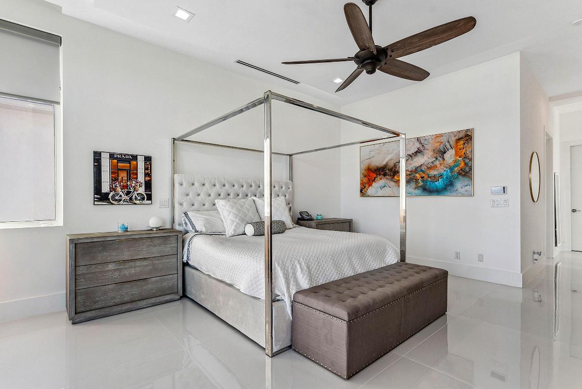 4422 N Highway A1a Hutchinson Island, FL 34949