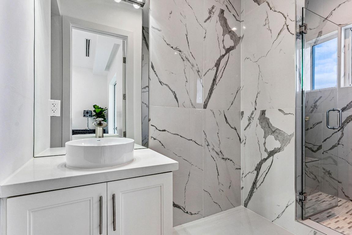 4422 N Highway A1a Hutchinson Island, FL 34949