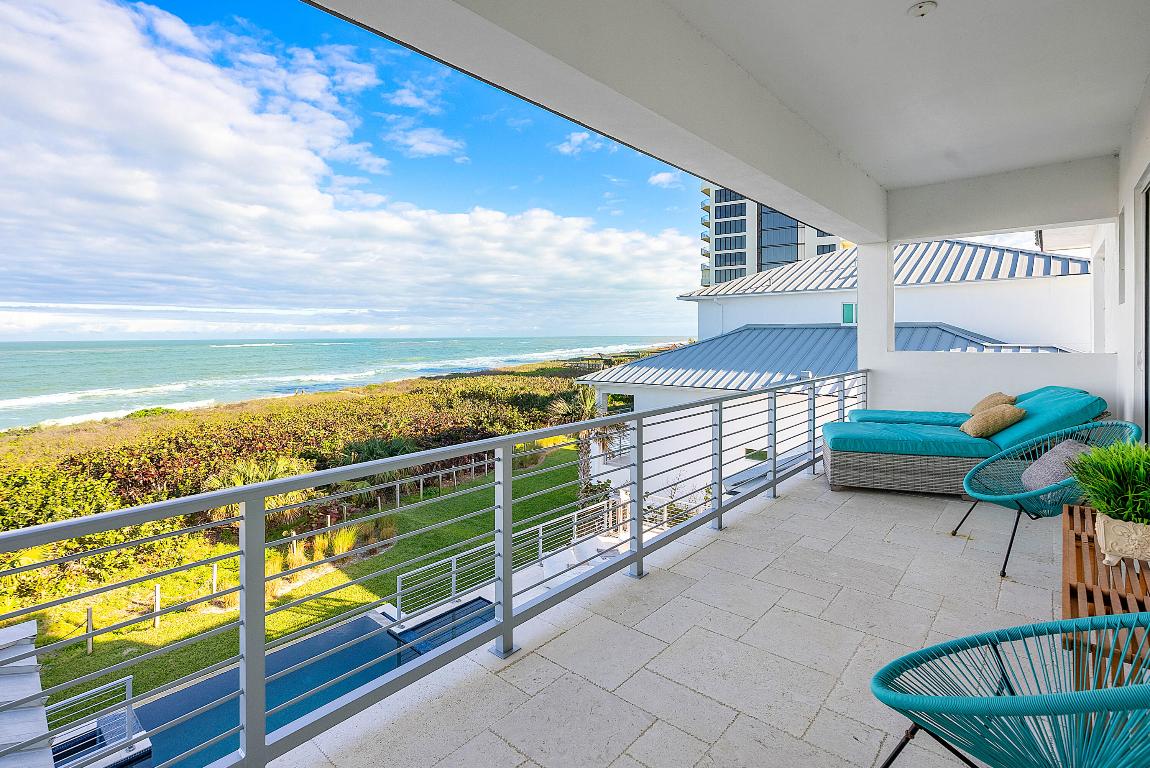 4422 N Highway A1a Hutchinson Island, FL 34949