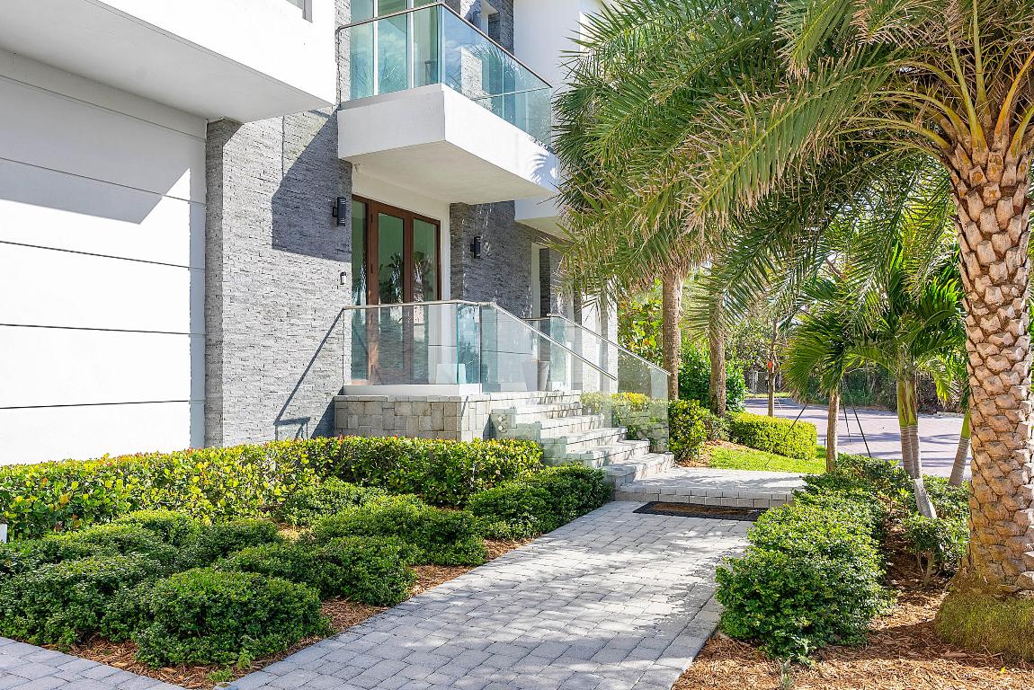 4422 N Highway A1a Hutchinson Island, FL 34949