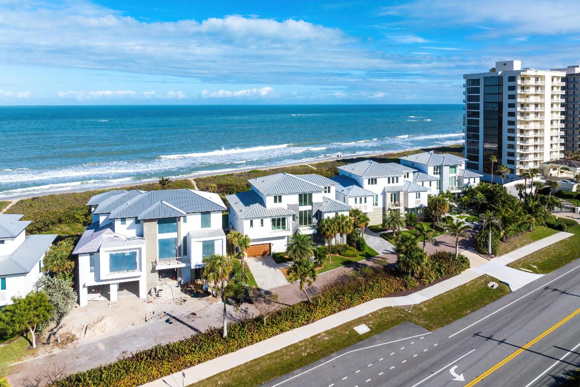 4422 N Highway A1a Hutchinson Island, FL 34949