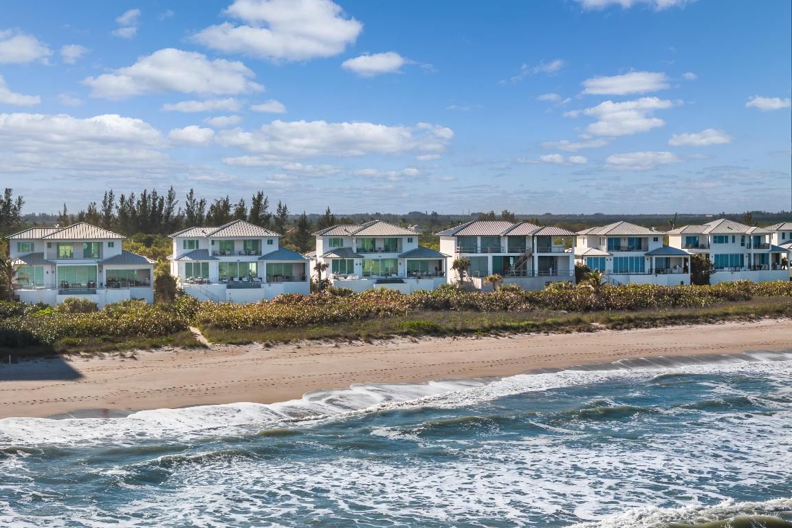 4422 N Highway A1a Hutchinson Island, FL 34949