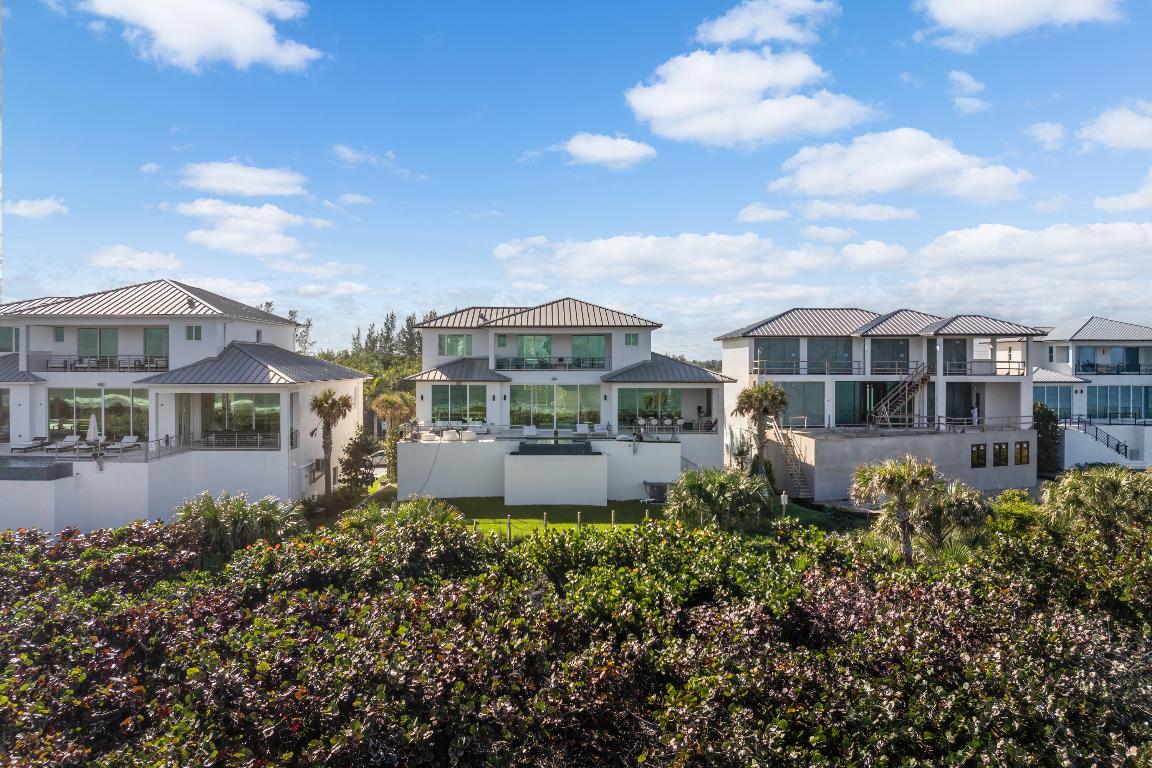 4422 N Highway A1a Hutchinson Island, FL 34949