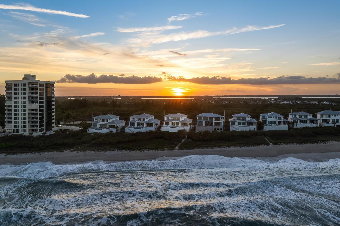 4422 N Highway A1a Hutchinson Island, FL 34949