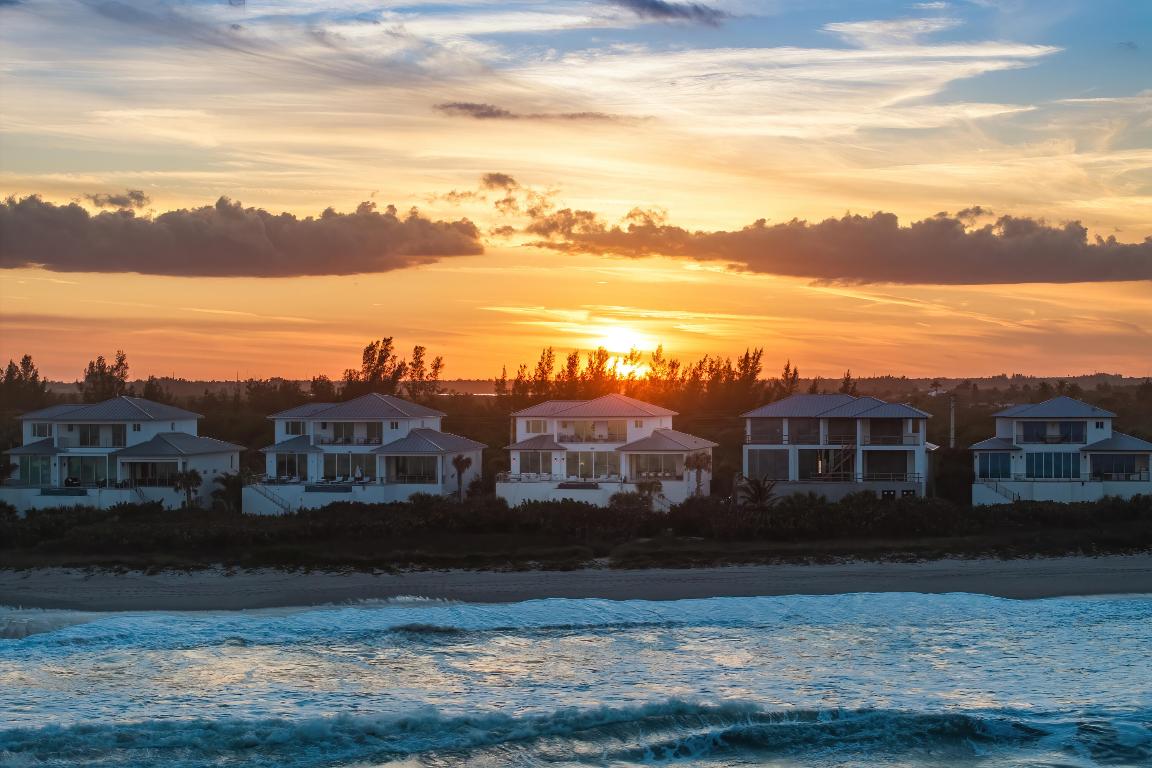 4422 N Highway A1a Hutchinson Island, FL 34949