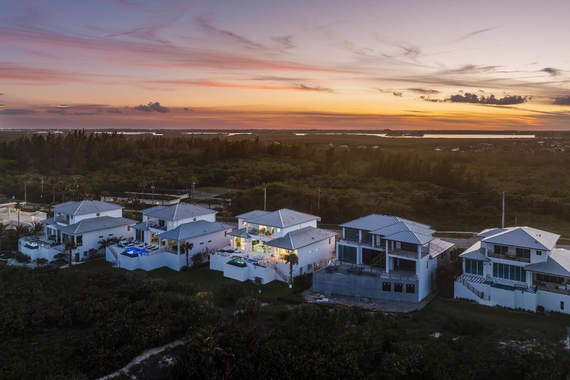4422 N Highway A1a Hutchinson Island, FL 34949