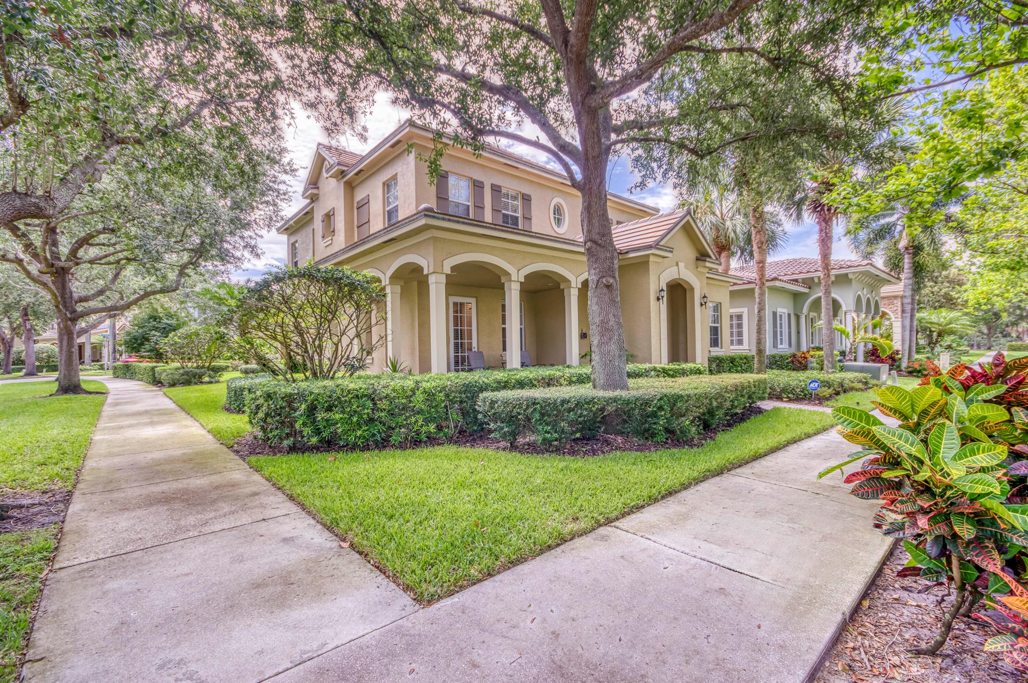 118 Foxford Ct Jupiter, FL 33458