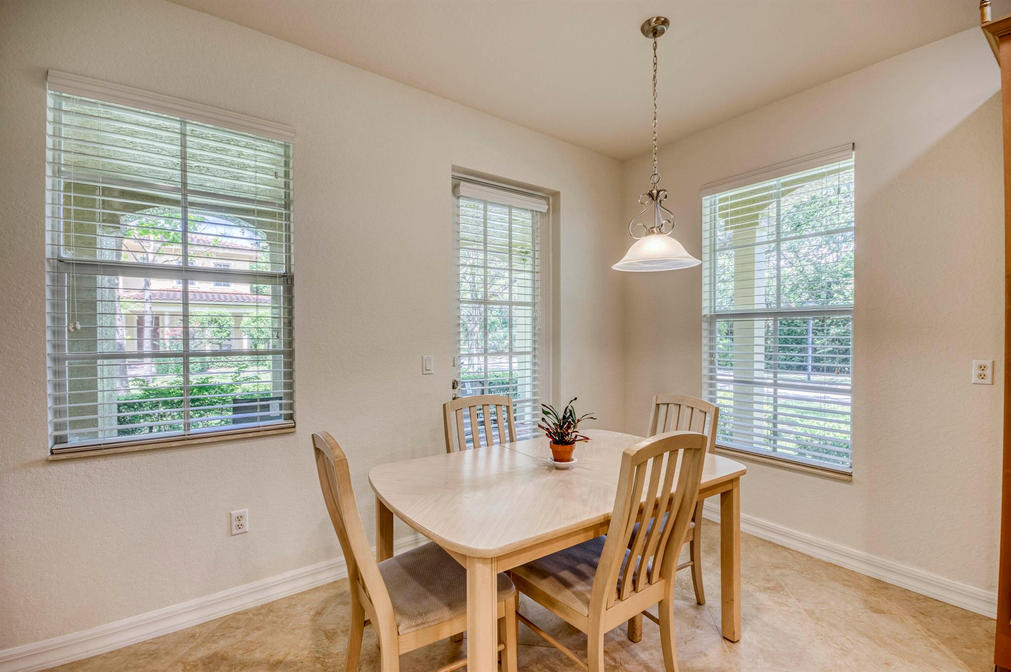 118 Foxford Ct Jupiter, FL 33458