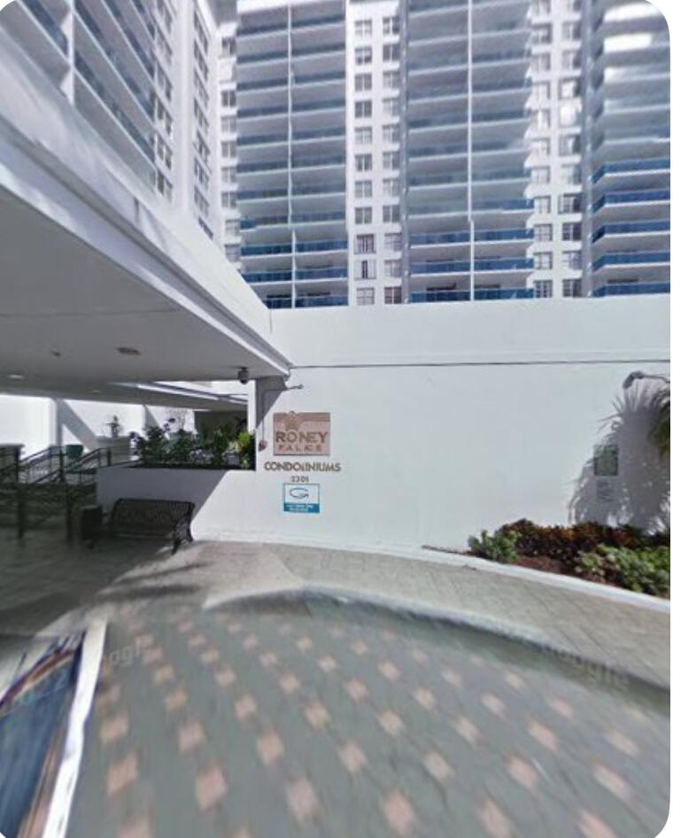 image Roney Palace Condo32