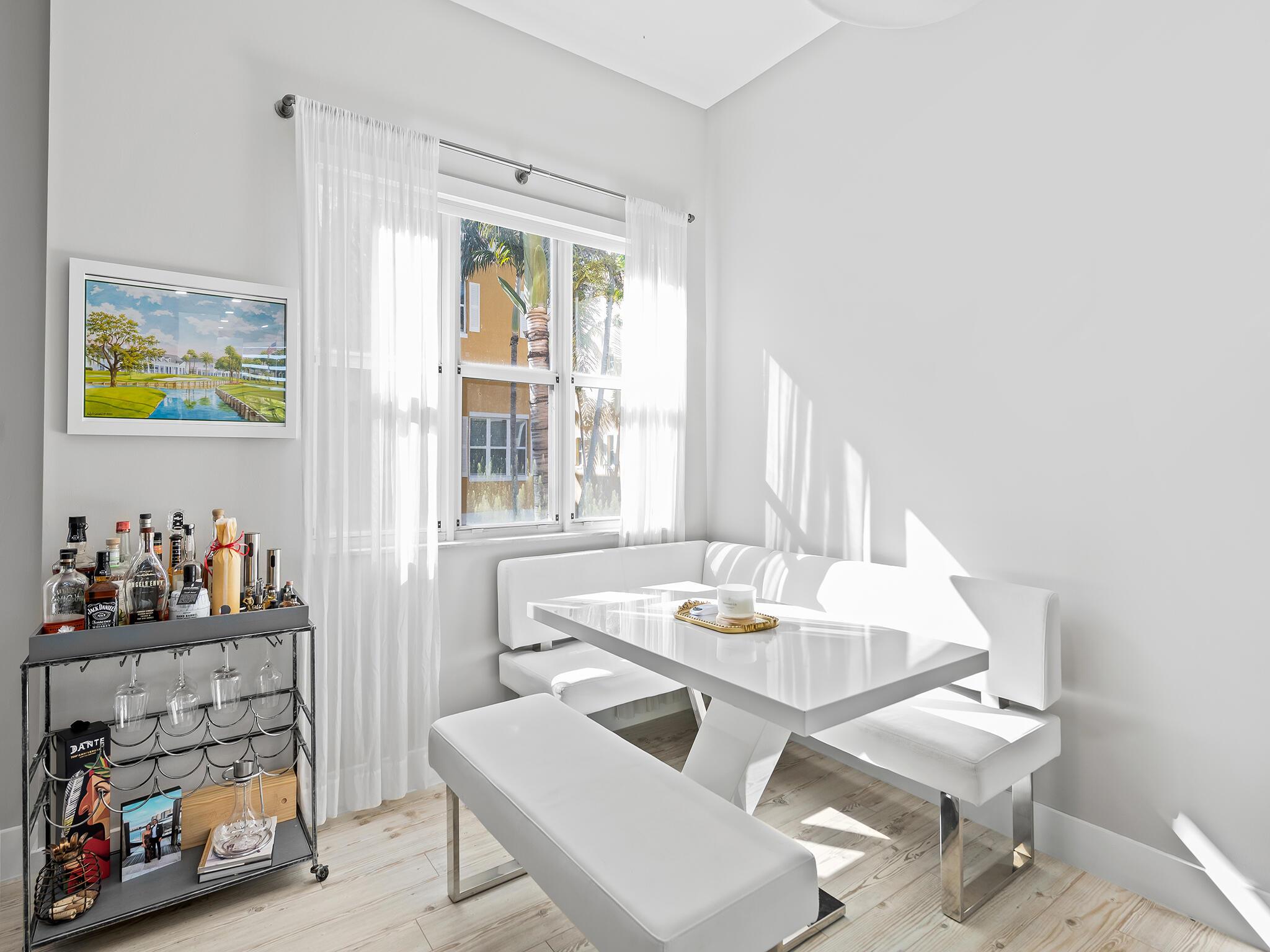 2331 Vintage Dr Lighthouse Point, FL 33064