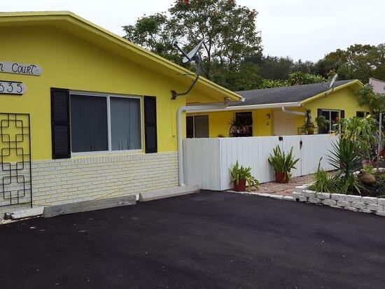 635 SW 14th Ter