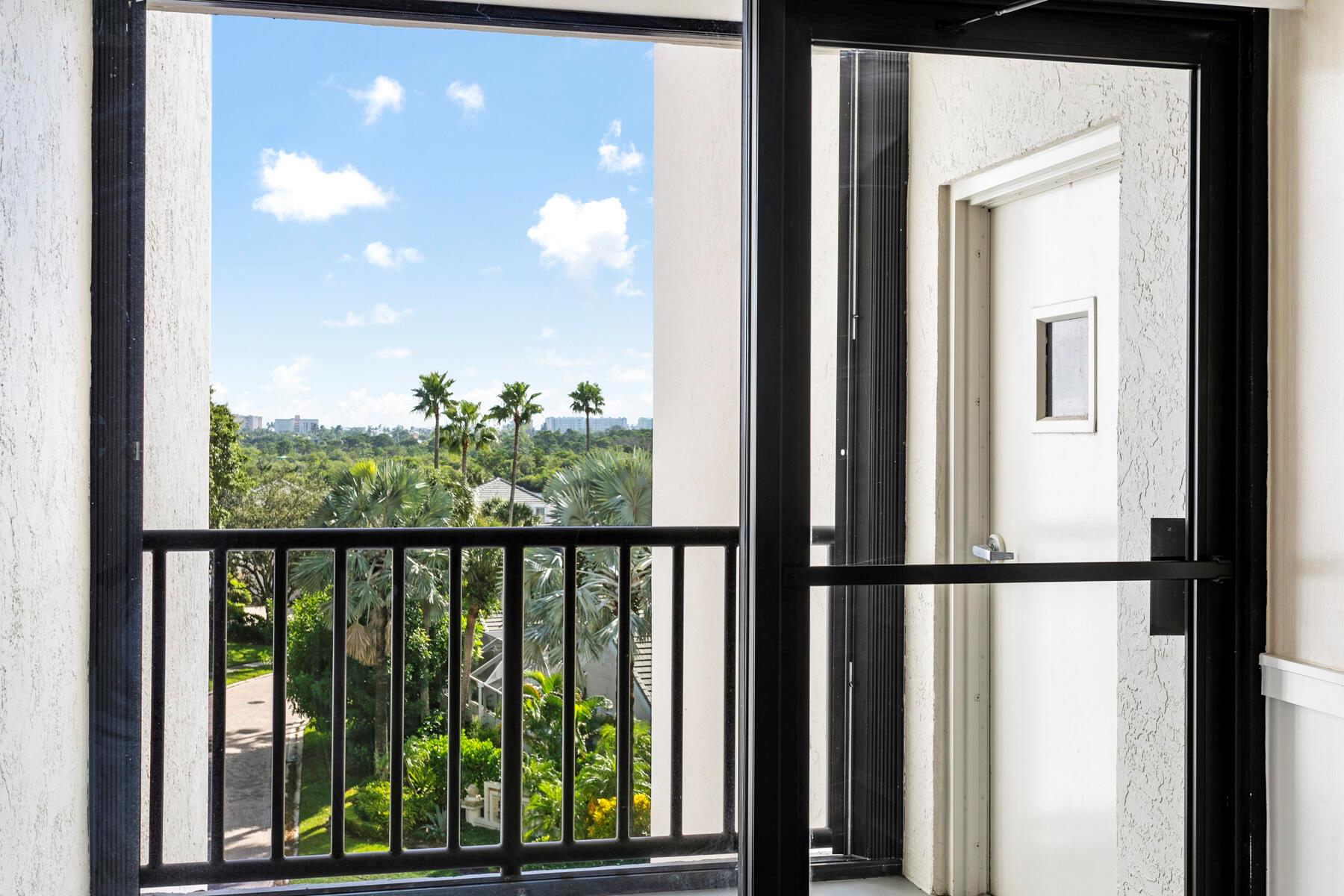 3322 Casseekey Is Rd #504 Jupiter, FL 33477