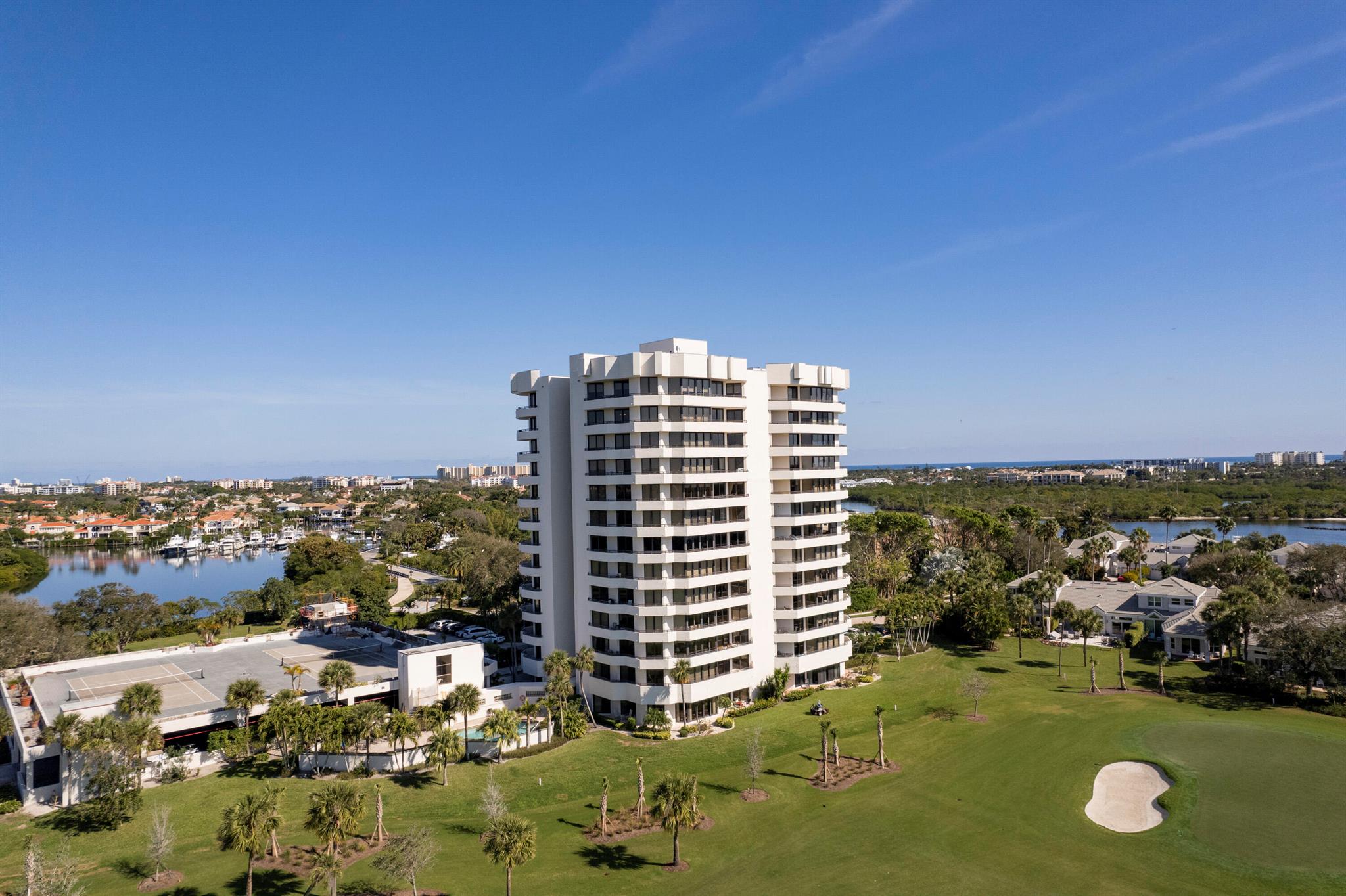 3322 Casseekey Is Rd #504 Jupiter, FL 33477