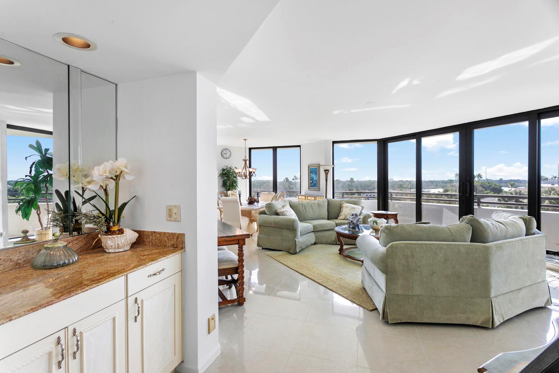 3322 Casseekey Is Rd #504 Jupiter, FL 33477