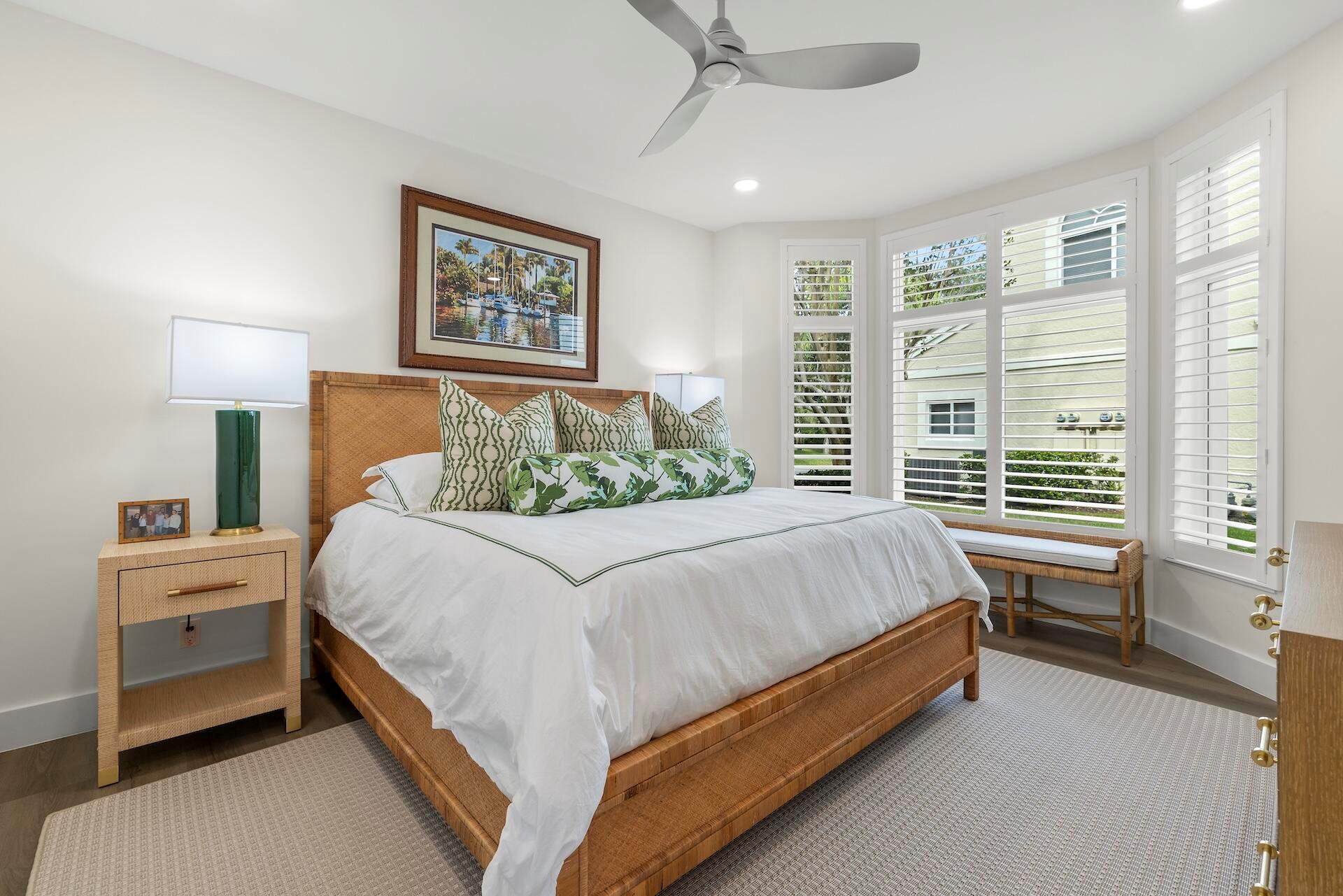 220 Eagle Dr Jupiter, FL 33477