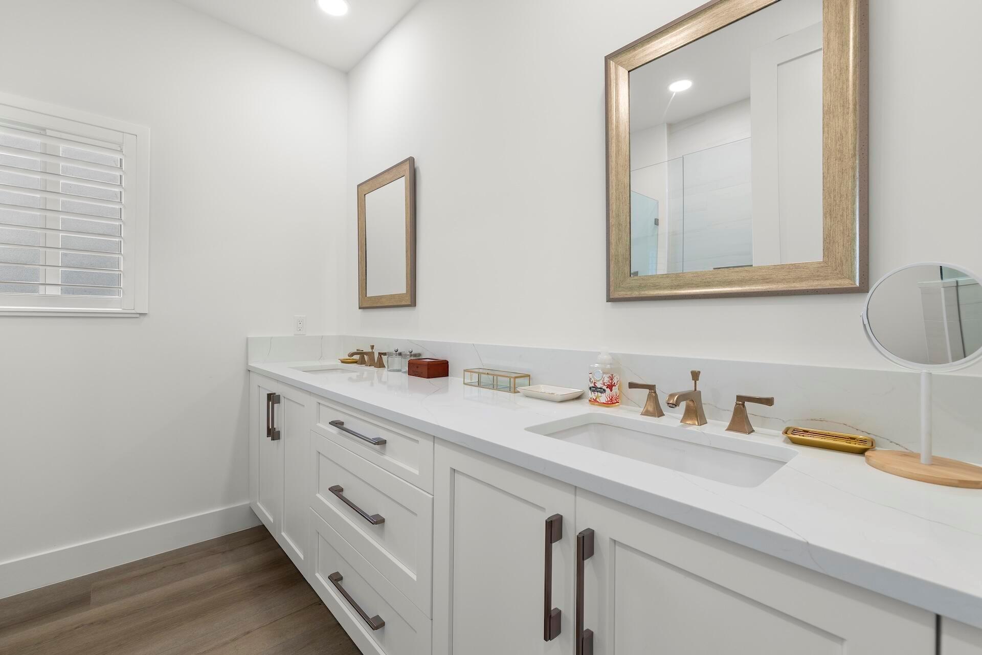 220 Eagle Dr Jupiter, FL 33477