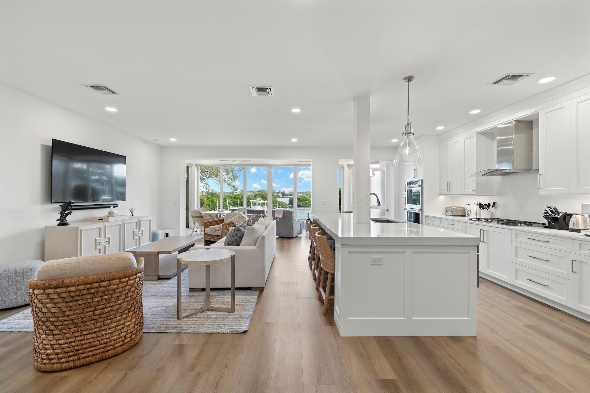 220 Eagle Dr Jupiter, FL 33477