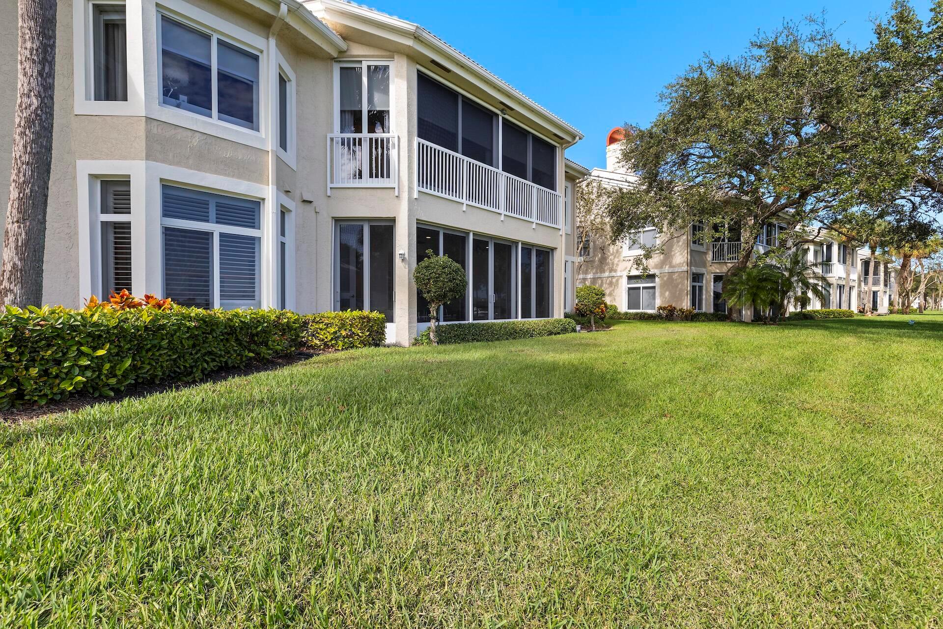 220 Eagle Dr Jupiter, FL 33477