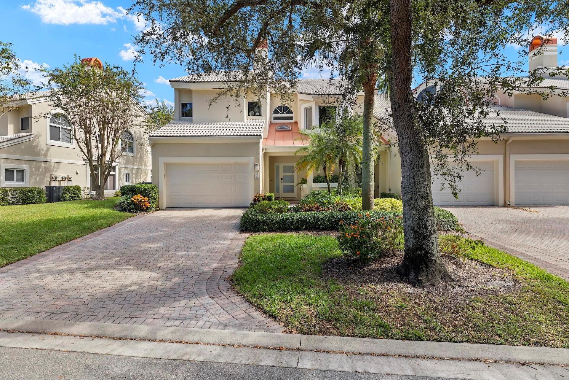 220 Eagle Dr Jupiter, FL 33477