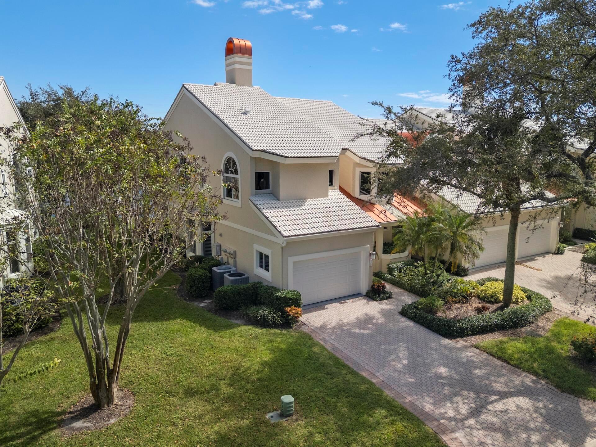 220 Eagle Dr Jupiter, FL 33477