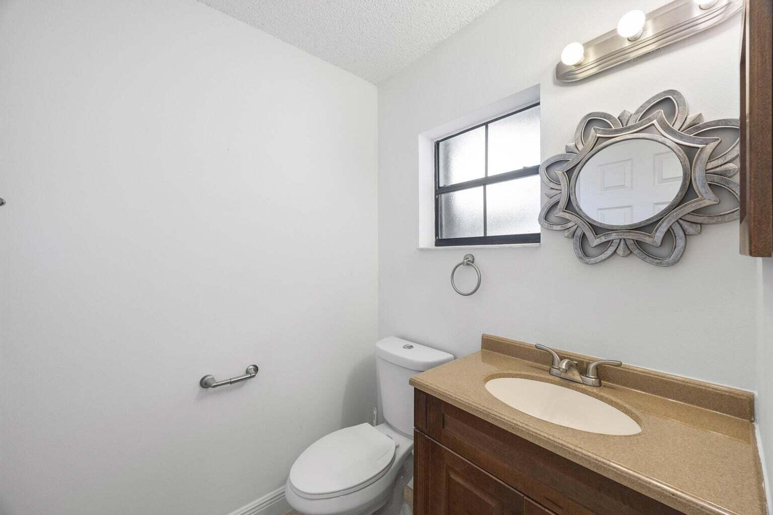 406 N Cypress #2 Tequesta, FL 33469