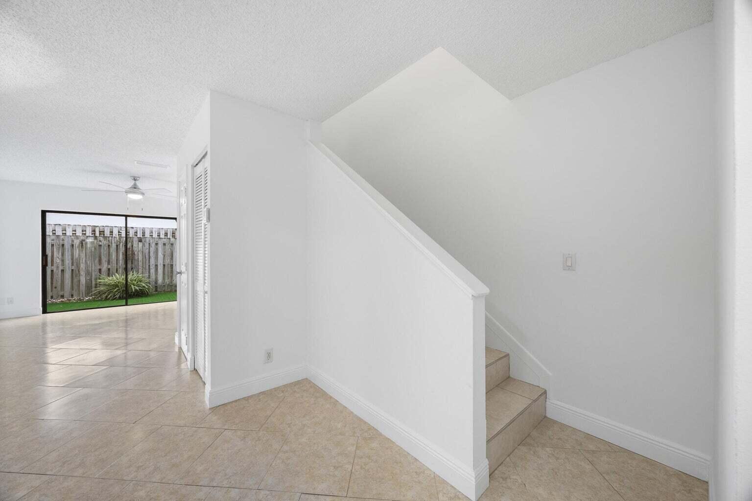 406 N Cypress #2 Tequesta, FL 33469