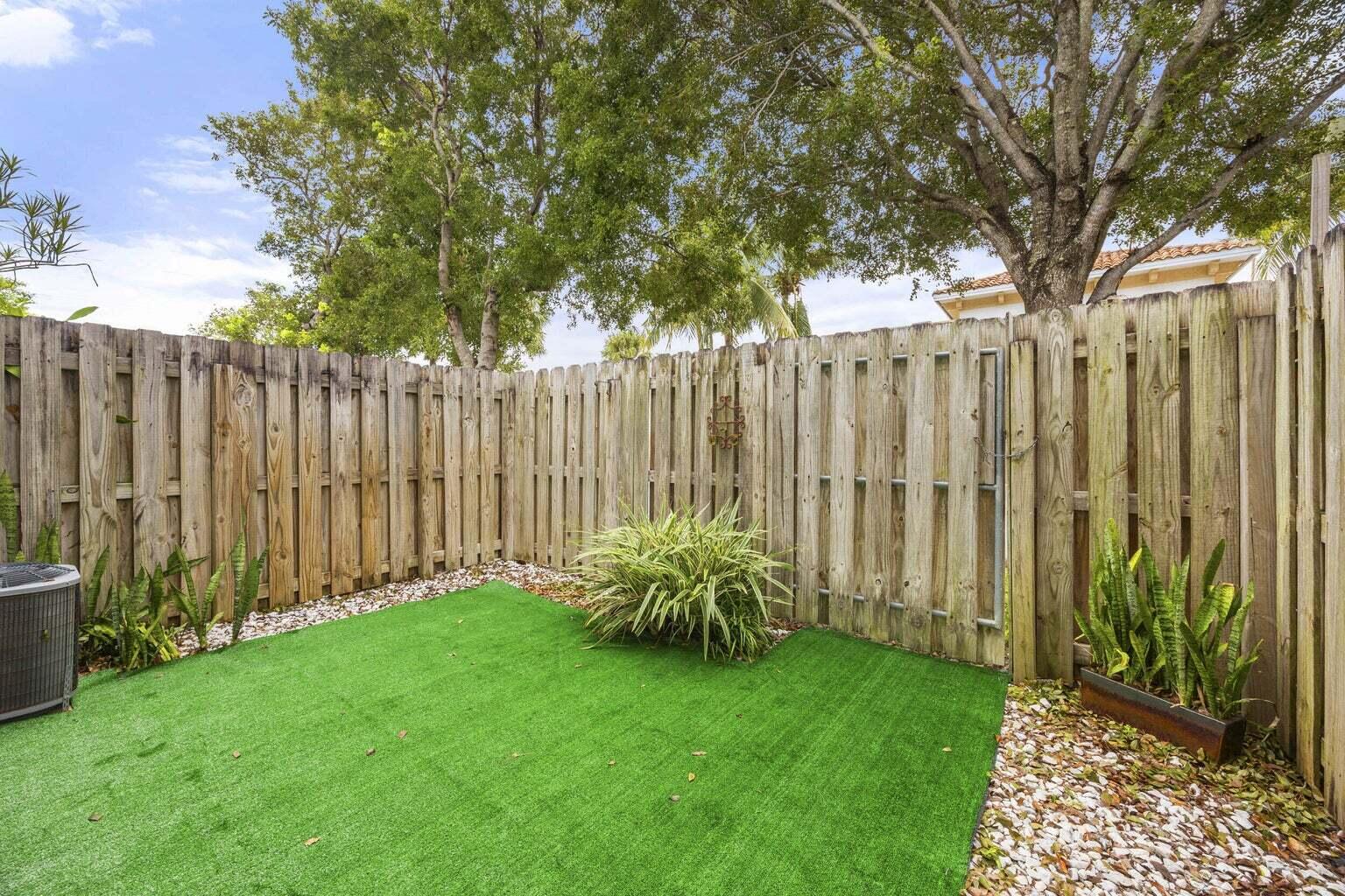 406 N Cypress #2 Tequesta, FL 33469