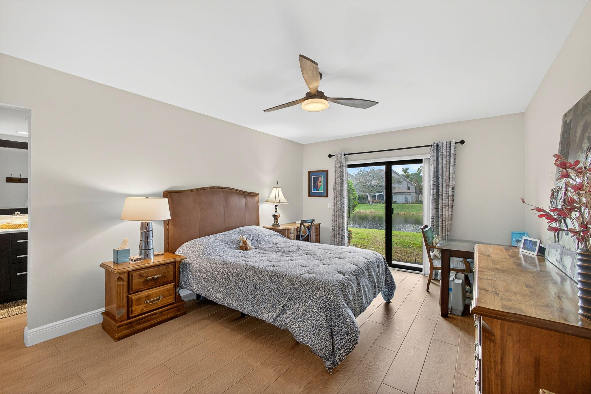 16671 Traders #122 Jupiter, FL 33477