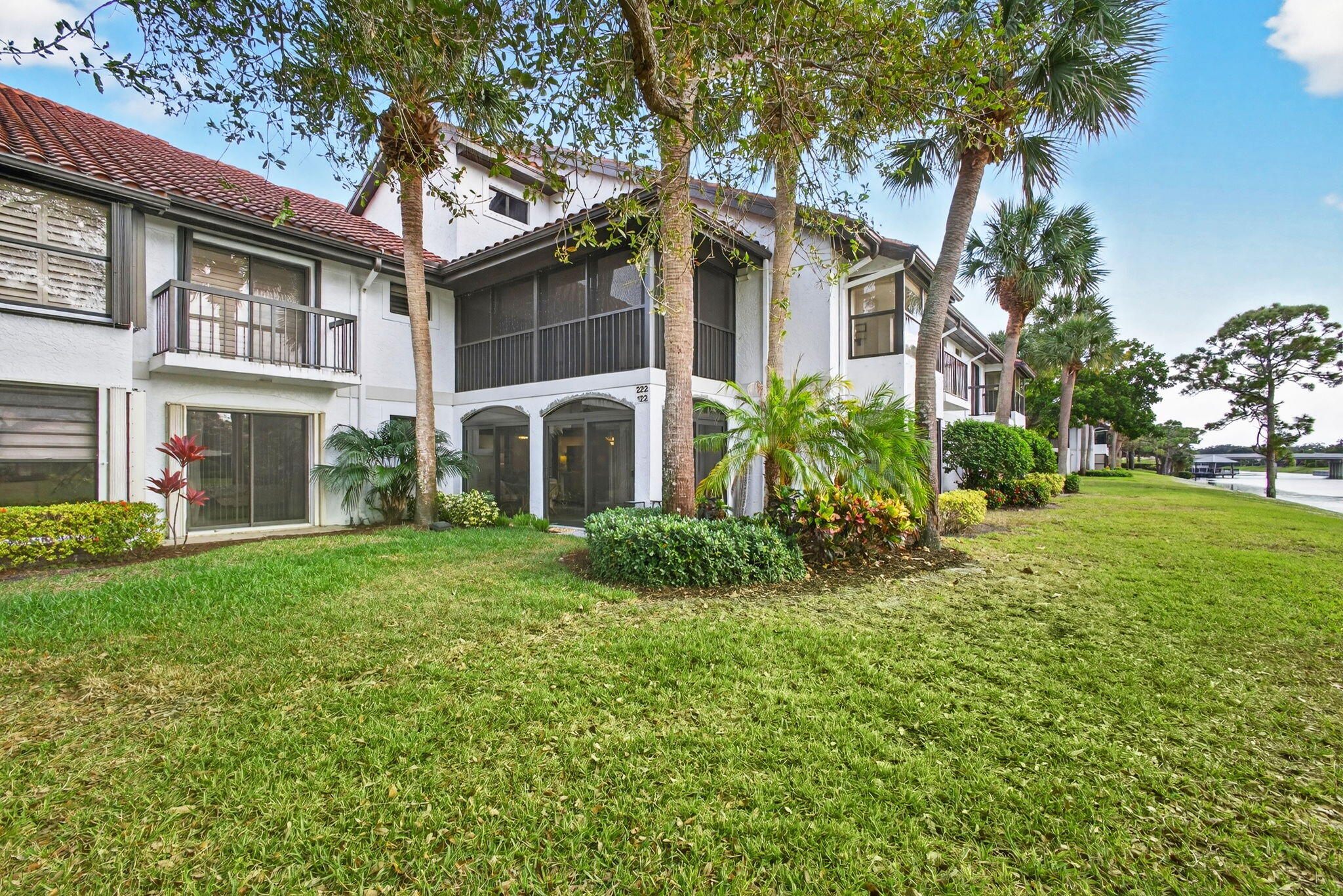 16671 Traders #122 Jupiter, FL 33477