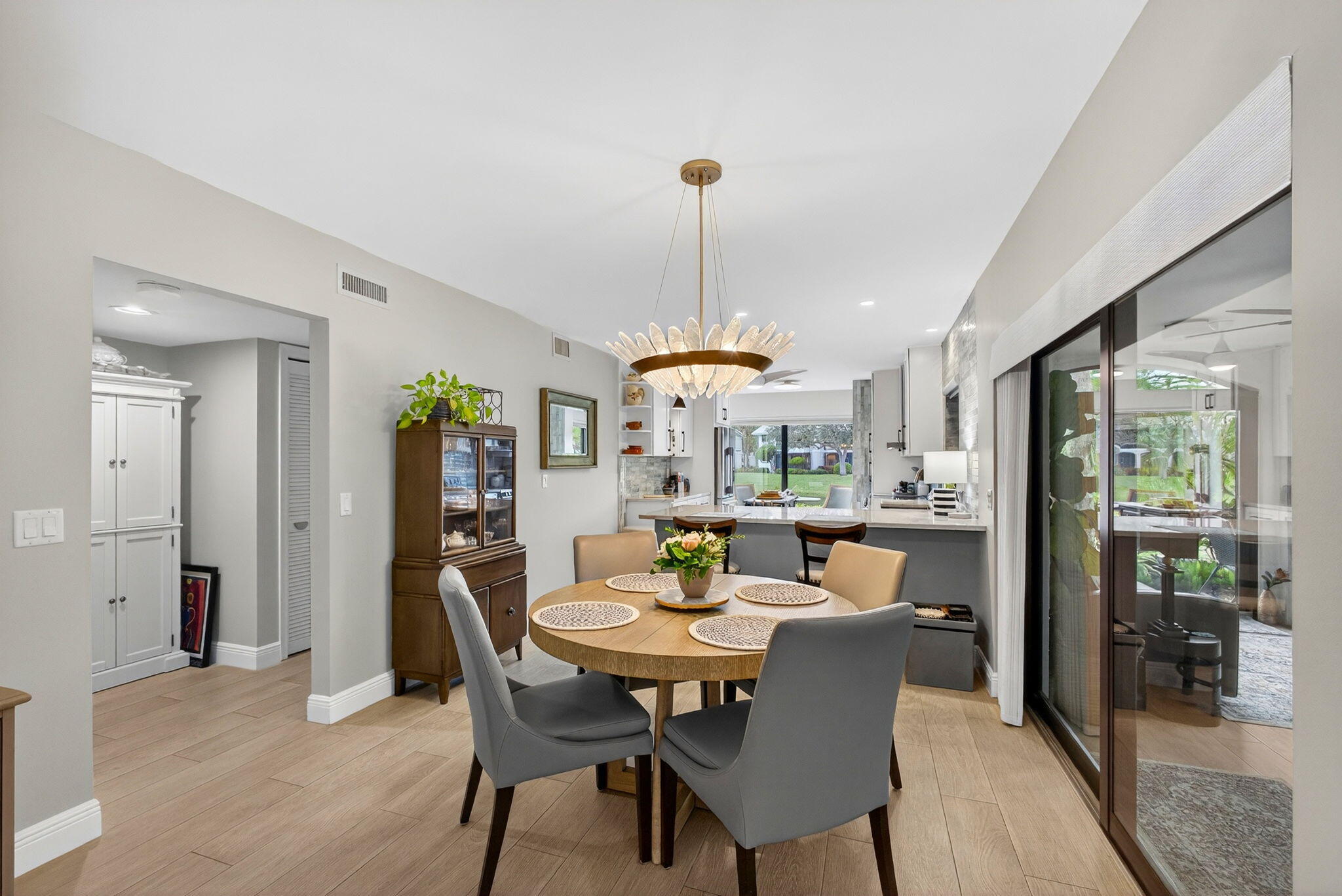 16671 Traders #122 Jupiter, FL 33477