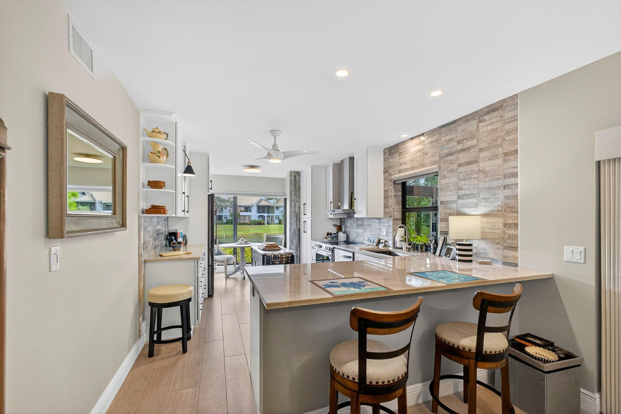 16671 Traders #122 Jupiter, FL 33477