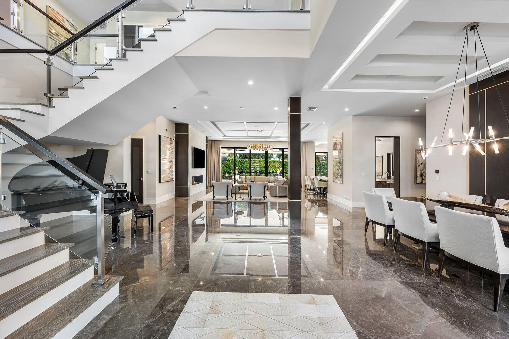 252 S Silver Palm Boca Raton, FL 33432