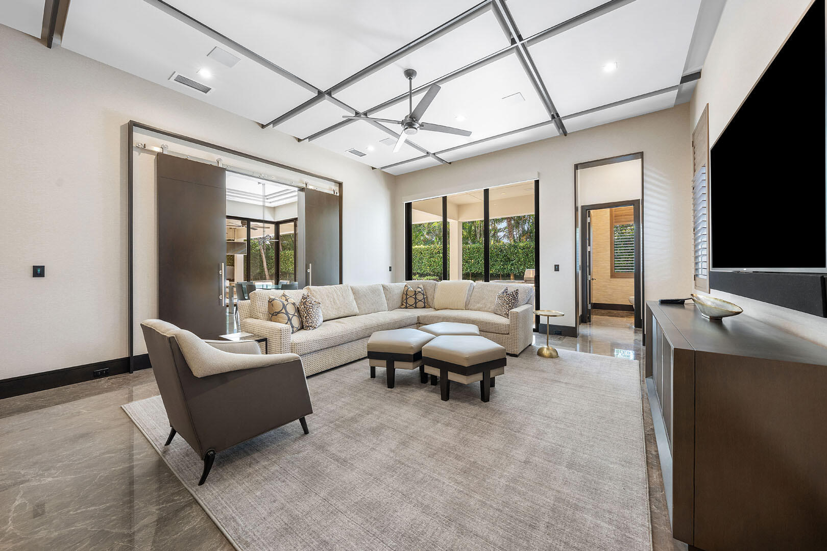 252 S Silver Palm Boca Raton, FL 33432