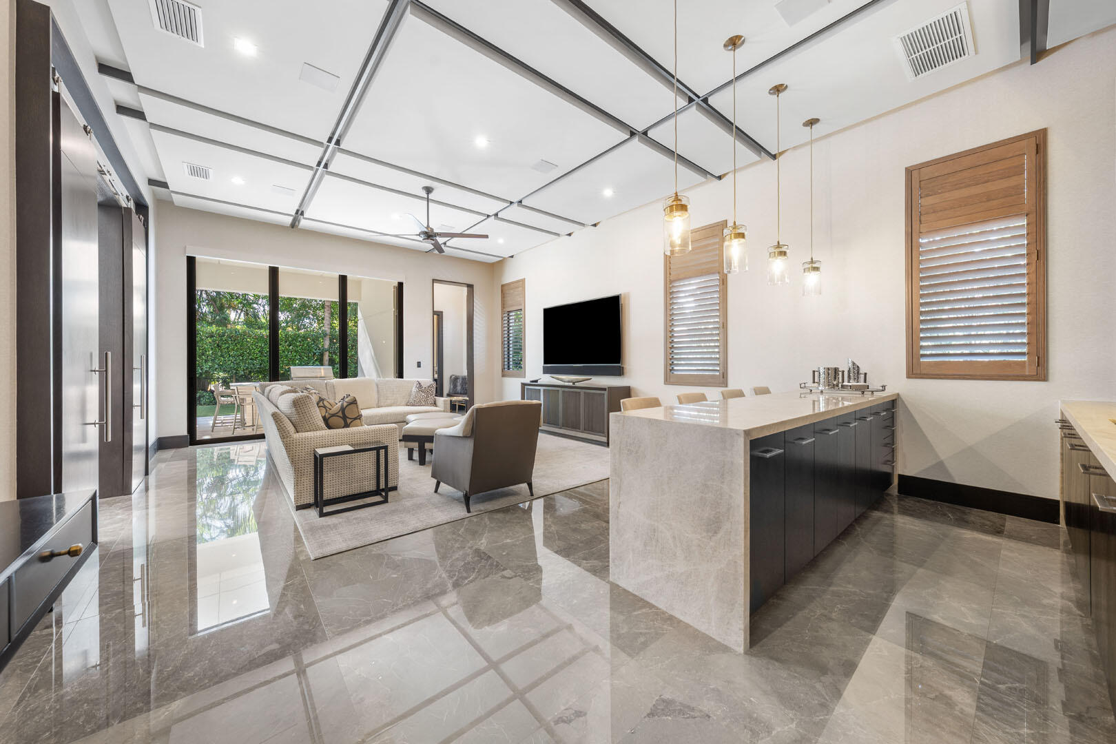 252 S Silver Palm Boca Raton, FL 33432