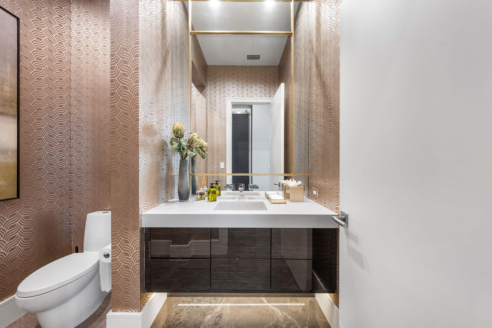 252 S Silver Palm Boca Raton, FL 33432