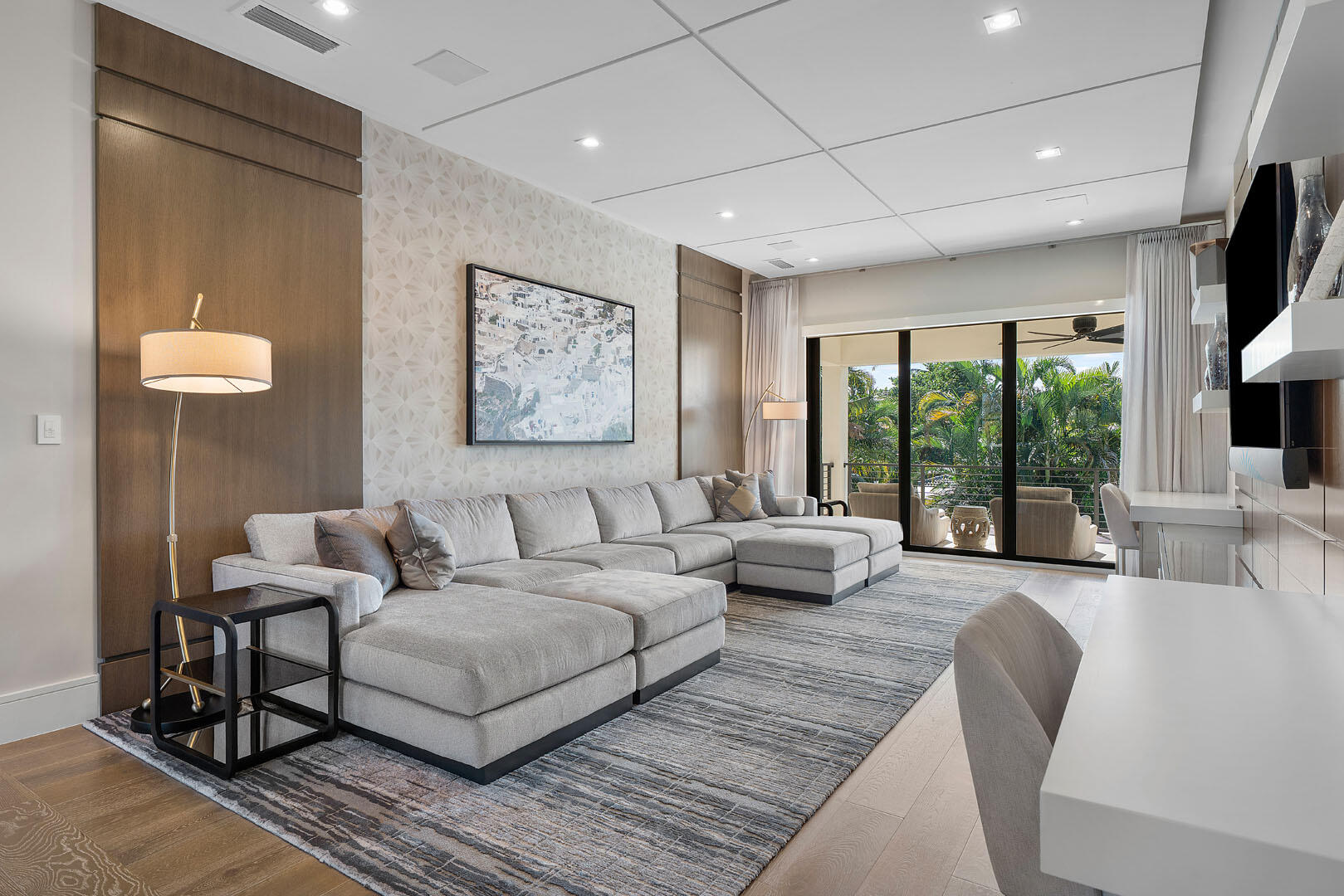 252 S Silver Palm Boca Raton, FL 33432