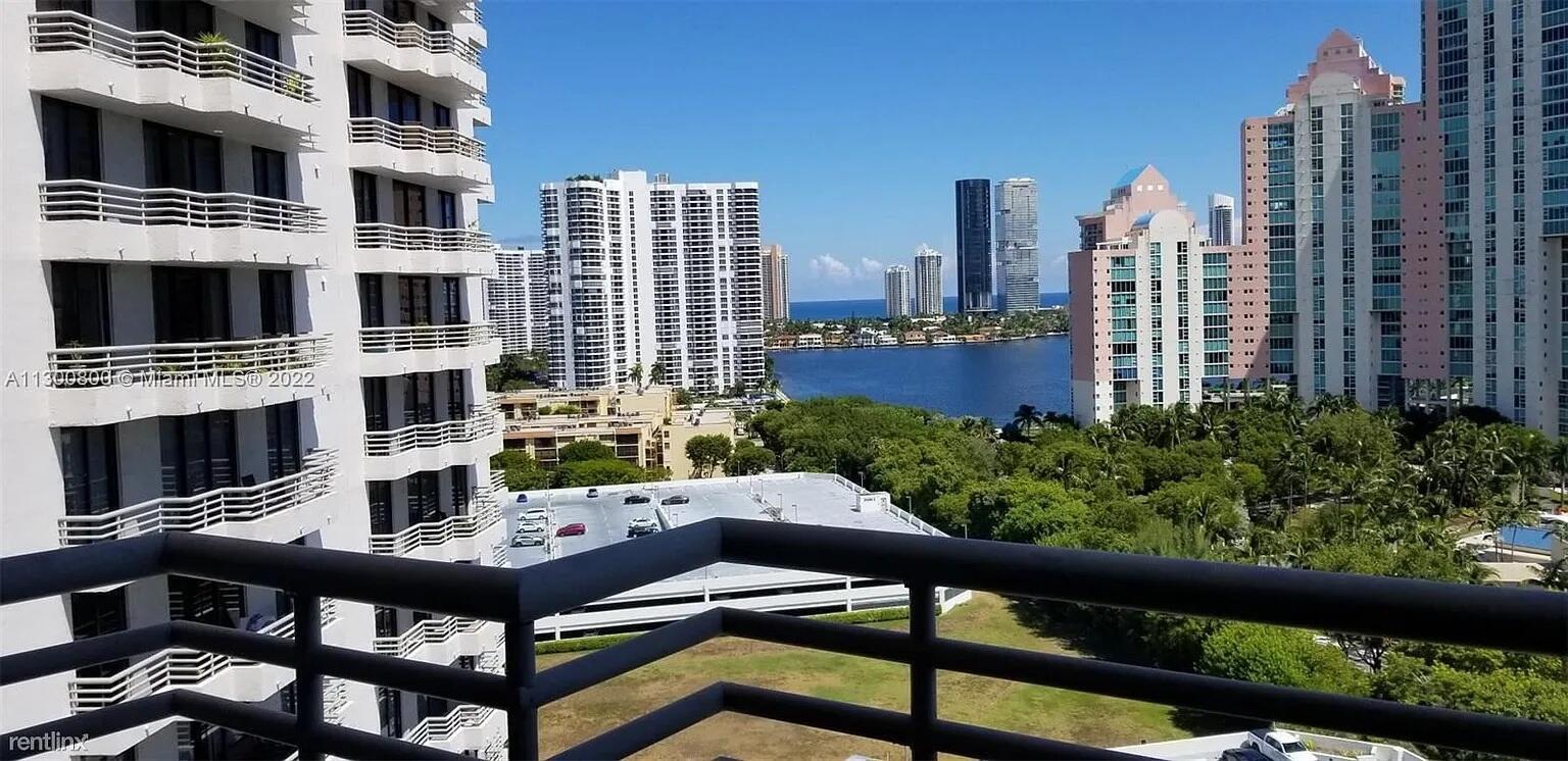 3300 NE 191st St #1717